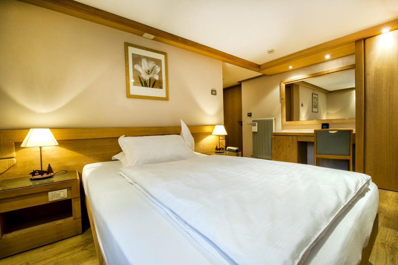 Sertorelli Sporthotel Breuil-Cervinia Ruang foto