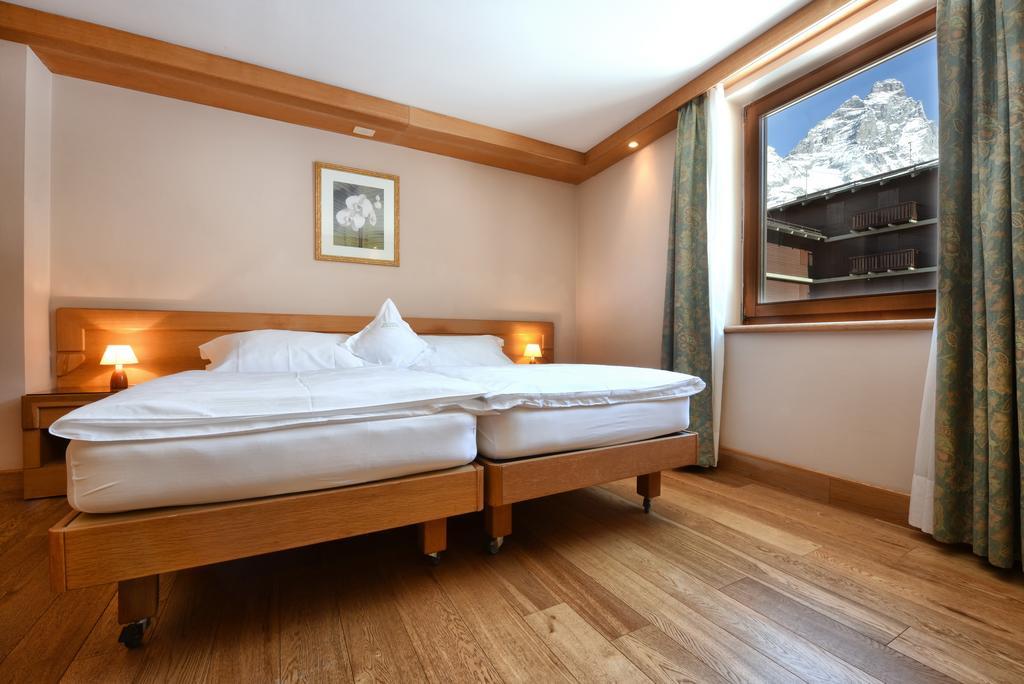 Sertorelli Sporthotel Breuil-Cervinia Bagian luar foto